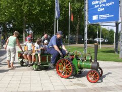 Dampftraktor-Modell im Maßstab 1:2,7